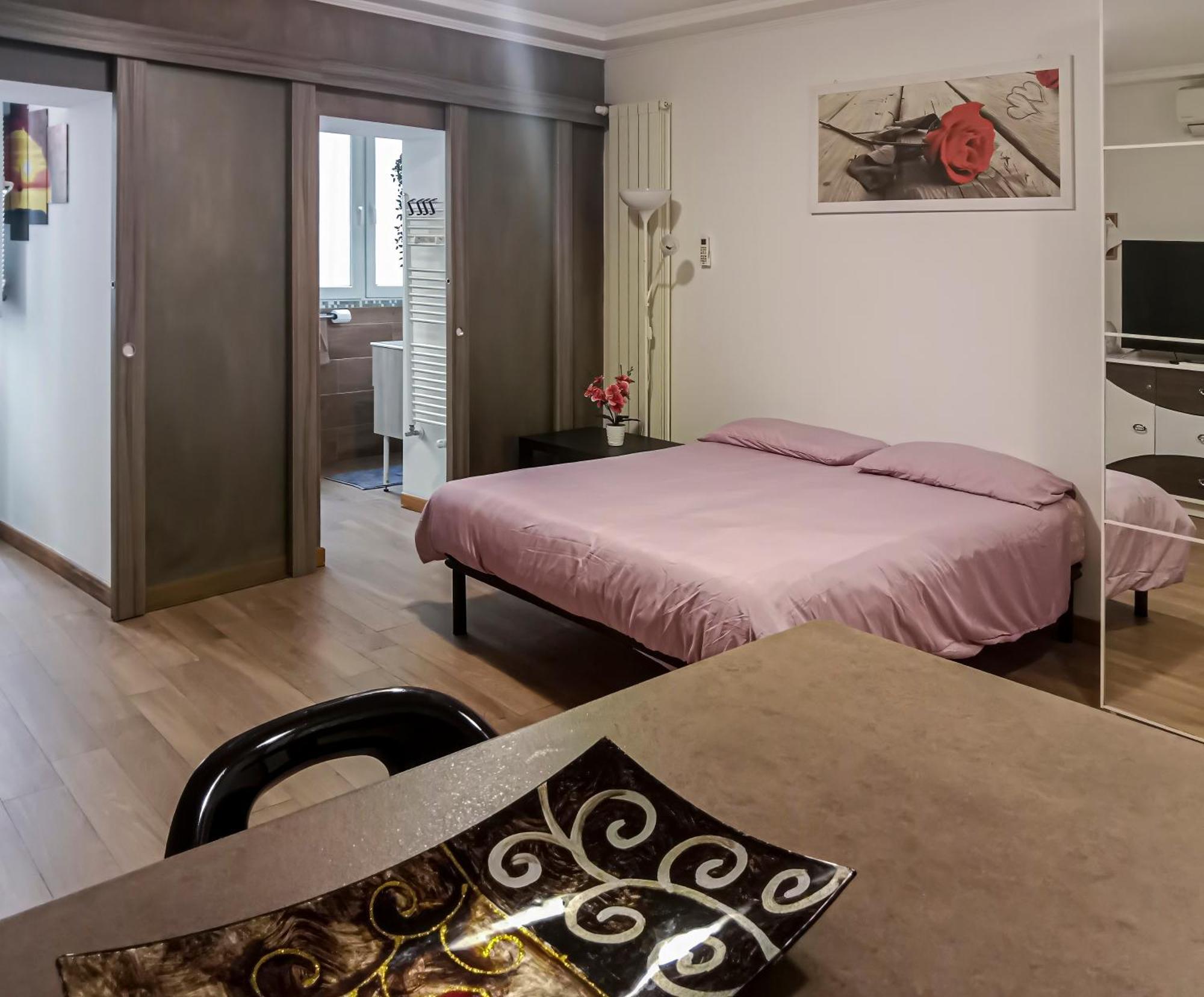La Piccola Corte Apartment *