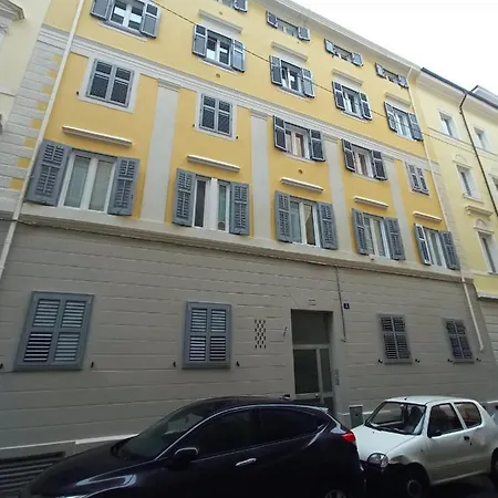 La Piccola Corte Triest Exterior foto